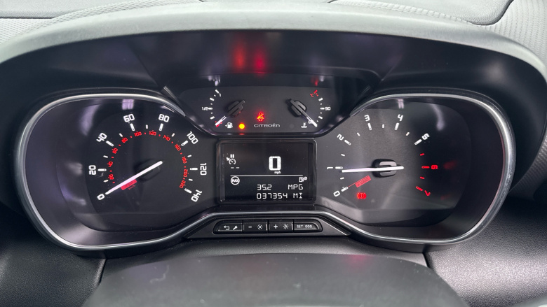 Citroen C3 Aircross 1.2 PureTech 110 Flair 5dr [6 speed] Petrol Hatchback